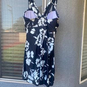 Women's Hawaiian print plus size swimsuit